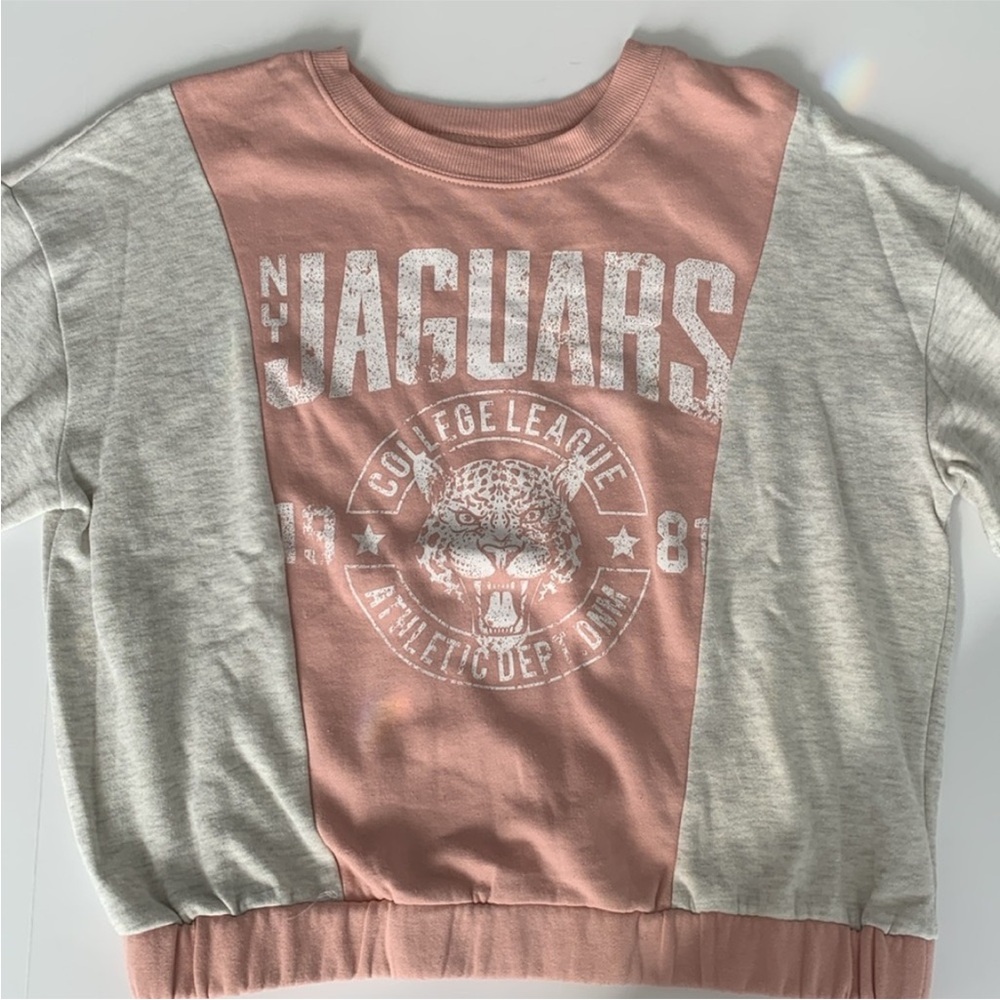 ZOE & LIV Jaguars Graphic Sweatshirt - Peach and Gray•Size M•Women - Picture 3 of 11